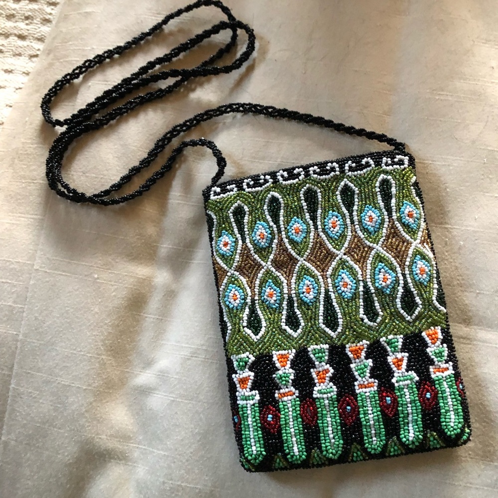 Christiana vintage crossbody pouch